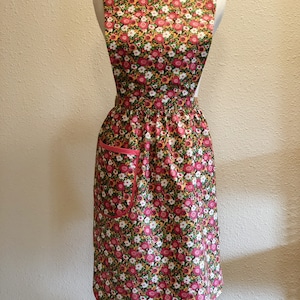 Pink Floral Apron • Adult Floral Blanket • Floral Apron with Pockets • Floral Apron