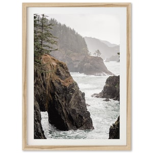 Lámina fotográfica enmarcada de la costa de Oregón / Arte paisajístico del noroeste del Pacífico costero