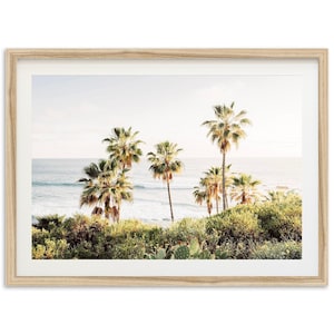 Lámina enmarcada de palmeras costeras / Fotografía del océano de California para decoración de pared, Laguna Beach