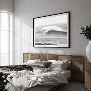 Stampa Fine Art Big Wave Surf Fotografia in bianco e nero Oceano Minimalista Beach House incorniciata Decorazione da parete Fotografia Fine Art immagine 6