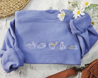Cute cat embroidered crewneck sweatshirt,Kawaii sweatshirt,crewneck sweatshirt embroidered,Personalized gifts