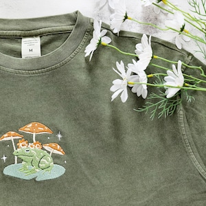 Frog and Mushroom Embroidered Tshirt,Personalised Vintage Unisex Shirt,Oversized tshirts,Gifts for her/he,Nature Lover's Gift image 4