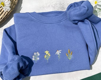 Crewneck Daisy sweatshirt embroidered,embroidered sweatshirt vintage,Flower Sweatshirt,Unisex sweatshirt,gifts for girlfriend