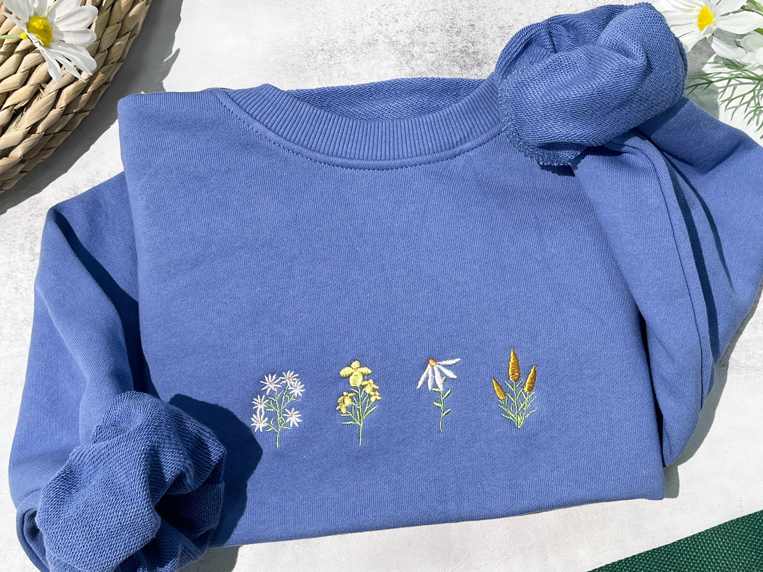 Discover Daisy sweatshirt embroidered,embroidered sweatshirt