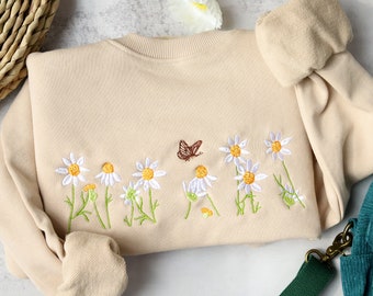 Daisies and butterfly embroidery sweatshirt,crewneck sweatshirt embroidered,Sweatshirts for Women-Gifts for her,MAMA