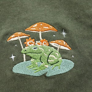 Frog and Mushroom Embroidered Tshirt,Personalised Vintage Unisex Shirt,Oversized tshirts,Gifts for her/he,Nature Lover's Gift image 3