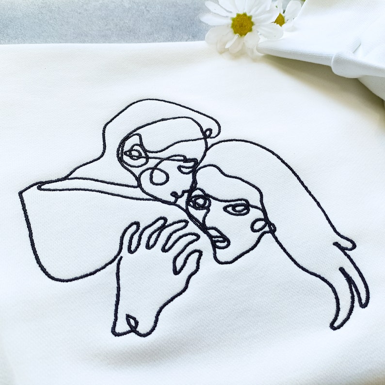 Custom photo line embroidered sweatshirt,Personalized sweatshirt,outline photo sweatshirt,Custum couple Hoodie, Wedding Gift image 5