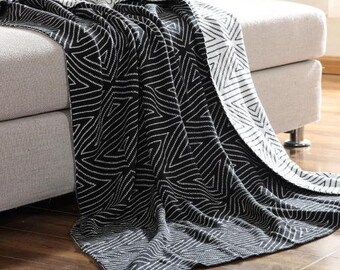 Geometric Design Throw 125cm x 150cm Recycled Cotton Woven Chevron Throw Sofa Cover Soft Blanket Striped Throw New Home Decor