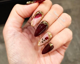 Vintage Red Rose | Press On Nails