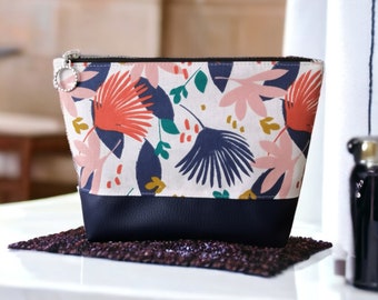 Makeup bag, toiletry bag, makeup kit, gift idea for women