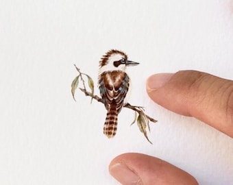 Pintura original em aquarela de um pequeno kookaburra, arte em miniatura de pássaro australiano, pintura de vida selvagem em miniatura, presente exclusivo da natureza.