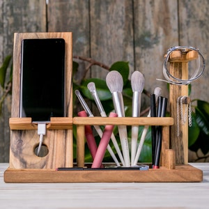 Get organized with these makeup brush holders – Orlando Sentinel