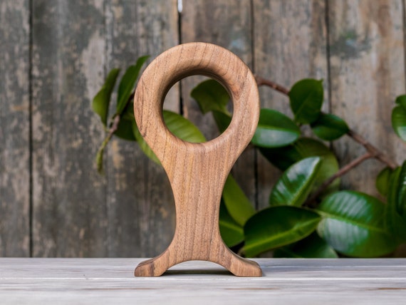 Wood Headphone Stand – TheHrdwood