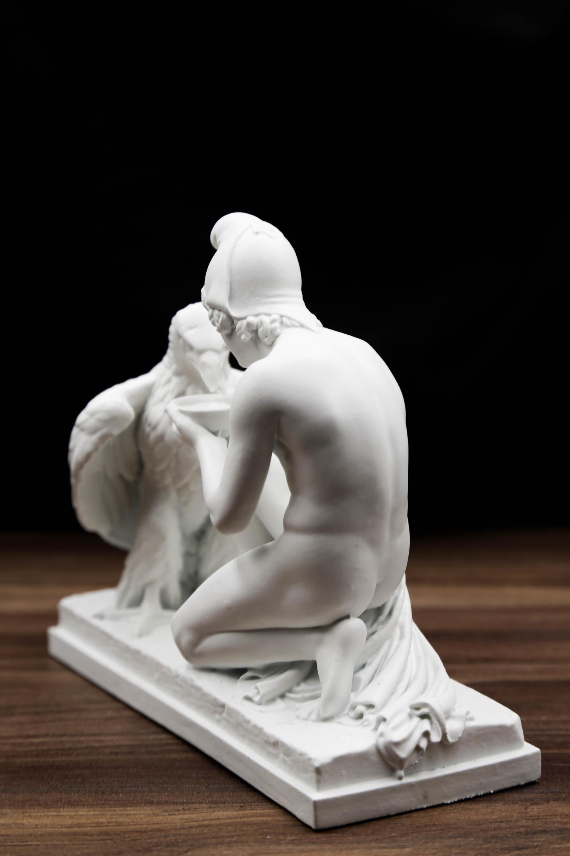 ガニメデスと鷲の像 | ギリシャ神話の彫刻 | ゼウスの献酌官アート