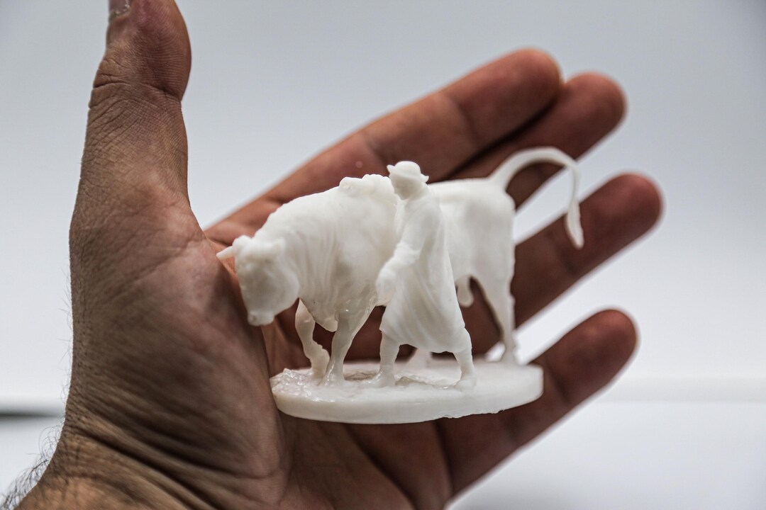 Bull Figurine Watts Gallery | High Detail Resin Printed Miniature | - Etsy