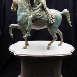 Marcus Aurelius Equestrian Statue - Ancient Roman Emperor image 8