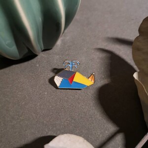 Colourful Animal Pins | Killer Whale Pin | LGBTQ+ Pins | Pride Pins | LOVE Pins | Rainbow Pins | NHS Pins | Fun Pins | Perfect Gifts | E4L