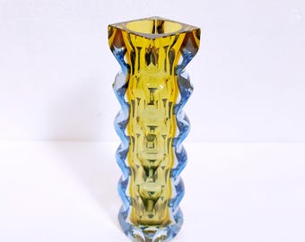 Jarrón bohemio checo Mid-Century vintage de vidrio – Oldřich Lípský para EXBOR, 1962