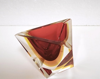Murano Sommerso Faceted Glass Ashtray - Mandruzzato Style - Italy 1960s