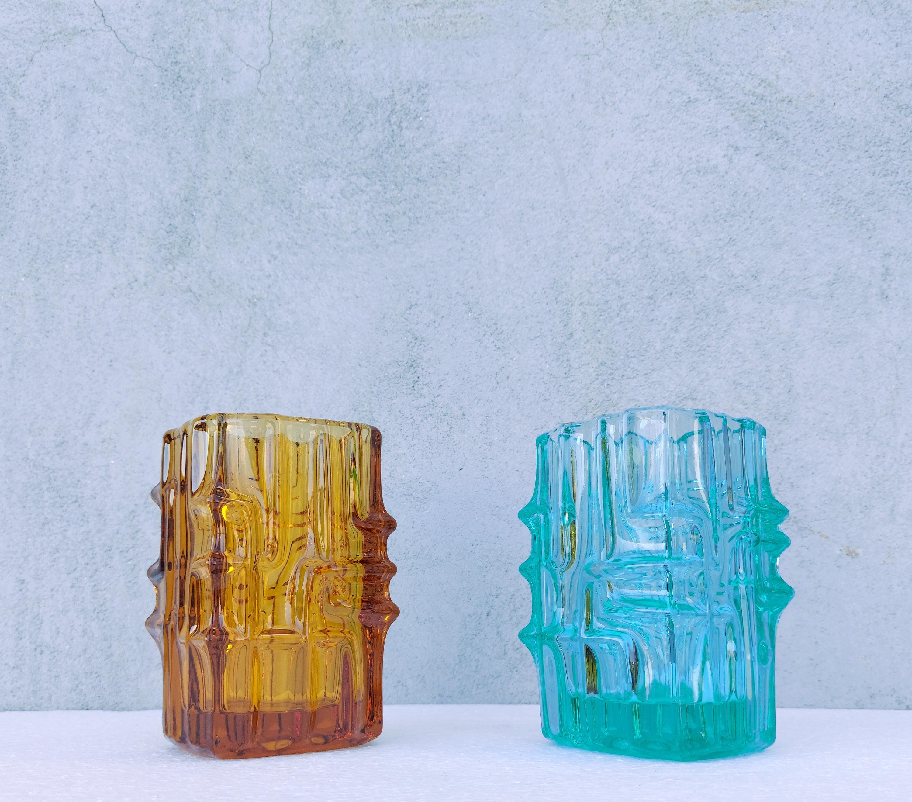 ビンテージ　チェコスロバキア製　Sklo Union フラワーベース スクロ・ユニオン・ロシツェの花瓶ウラジスラフ・アーバン2点中1点