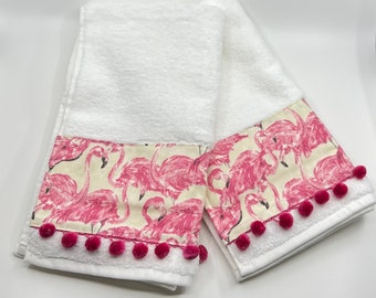 Flamingo hand towel set for bathroom, Tropical bathroom decor, Pink Flamingo decor, Decorative hand towels, Birthday gift for sister friend