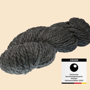 Thick Alpaca Wool | Chunky | Handspun Alpaca Wool | Natural Knitting Wool | Undyed Knitting Yarn | Raw Wool | Yarn | Dark Grey