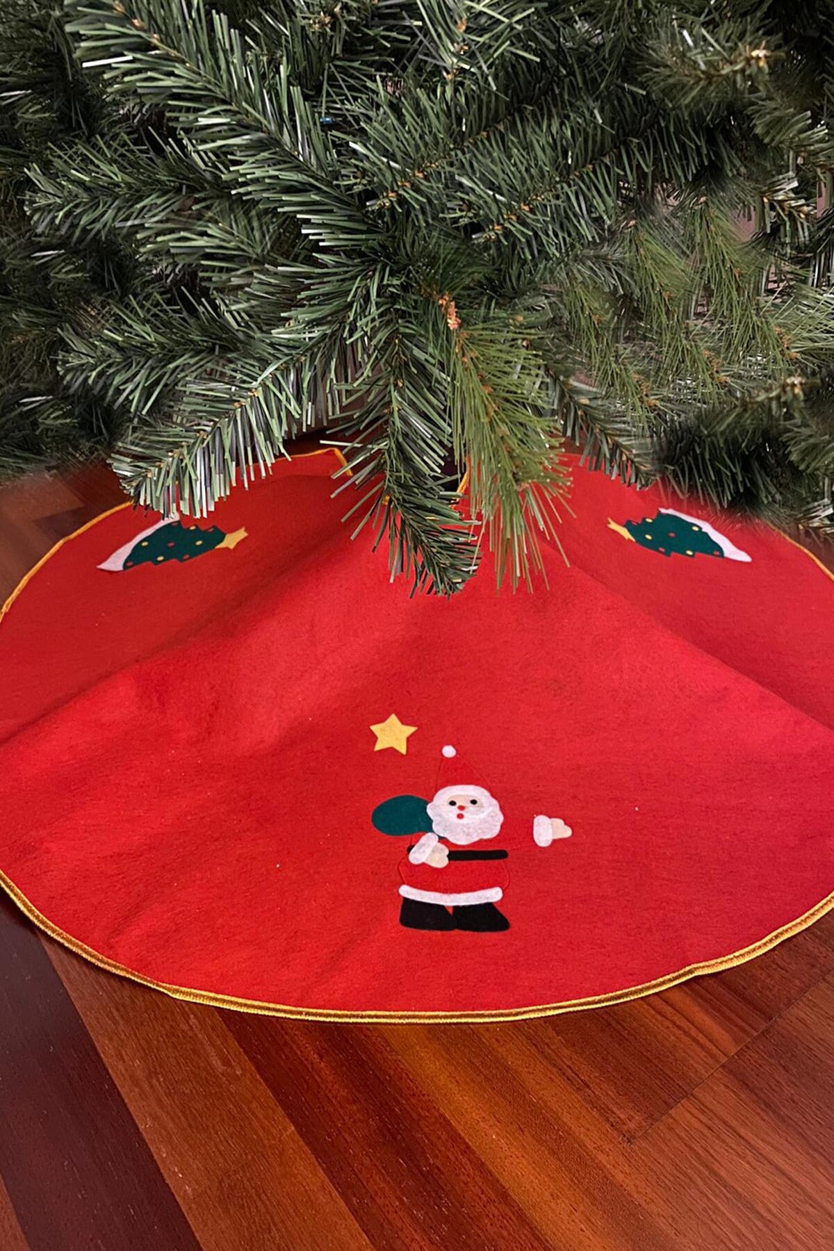 Christmas Tree Cover Photos 