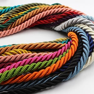 Silky Twisted Cord x 1m - 9995