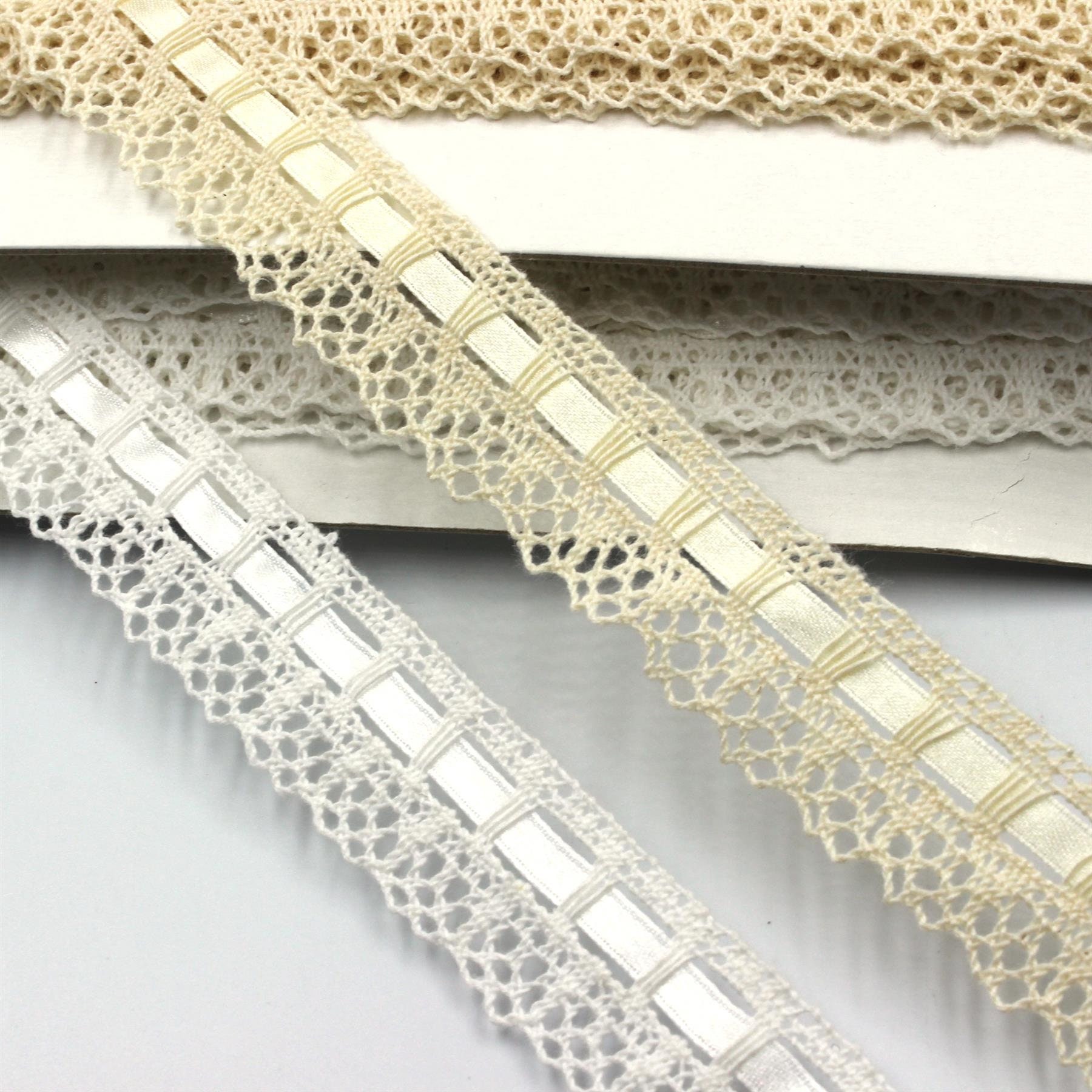 1783 - 30mm White Ribbon slot cotton lace