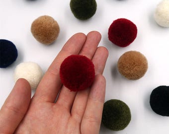Loose Soft Pom-Poms - 30mm x 5pcs - 6873
