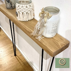 Solid oak console table with hairpin legs – Robust design, modern elegance. Perfect for the hallway, living room, or office.