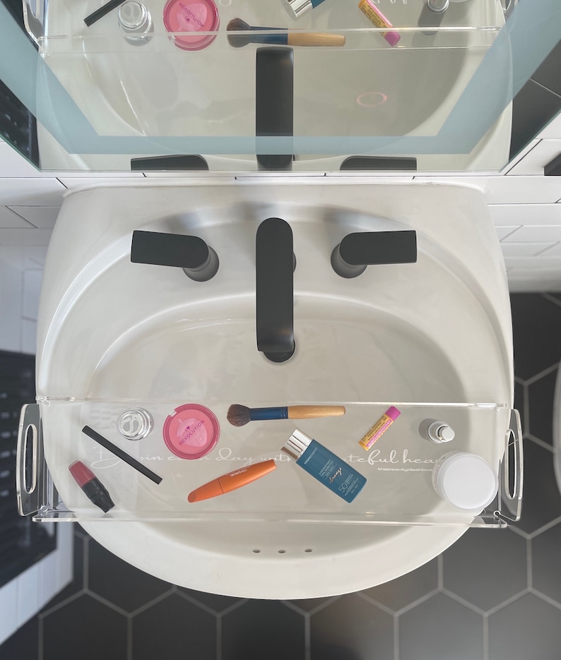 Make up tray, makeup caddy for pedestal sinks, small bathrooms, shared bathrooms, makeup organizer for bathroom sink, dorm room, teen bathroom, camper, cabin or van. A beautiful way to start your morning.