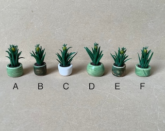 Miniatur-Töpfe mit Ananaspflanzen aus Fimo, Keramiktöpfe mit winzigen Zimmerpflanzen