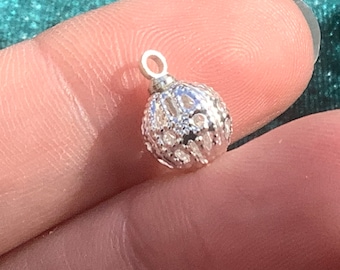 Miniature Christmas baubles, dollhouse Christmas decorations 1/12th