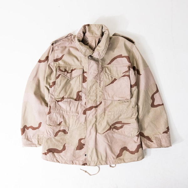 Available - Vintage 90s M65 Field Jacket, Desert Camo. Dated 1991   | Size Small - Regular |  Made in the USA