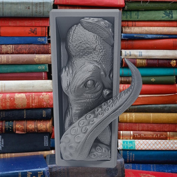 Kraken Book Nook - 3D Printed Fantasy Horror Bookshelf Decor, Customizable Color, 4x8 Book End