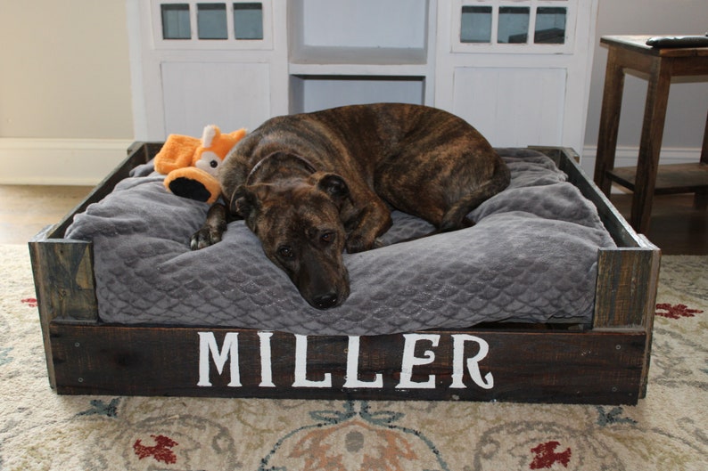 Reclaimed Pallet Wooden Dog Bed afbeelding 3