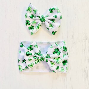 Arco de tréboles blancos de San Patricio: diadema de nylon, envoltura para la cabeza, cerditos o arco de clip