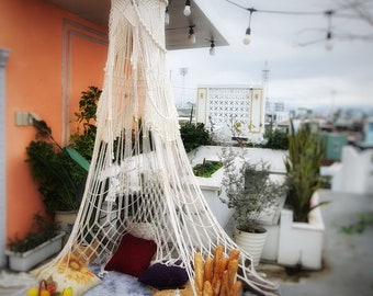 Dosel de cama de macramé estilo bohemio para dormitorio / Tienda colgante para rincón de lectura en la habitación del bebé / Gran telón de fondo para bodas estilo bohemio y decoración para picnics / 26 colores