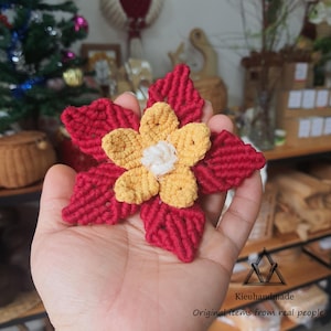 Set of 2 Handmade Flower Tiebacks for Curtains - Boho Decorative Accents