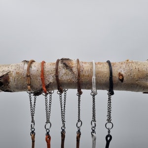 Rolled leather show lead set