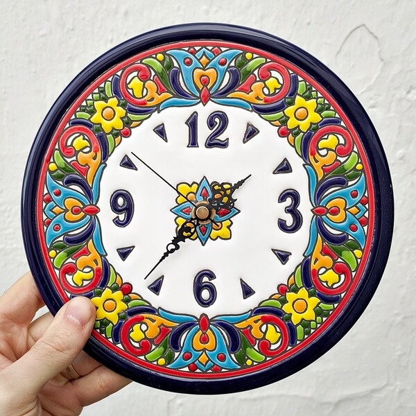 Horloge espagnole en céramique de 22 cm. (8.7") émaillé à la main à Séville - Andalousie - Espagne - Horloge murale andalouse en céramique - Émaillé