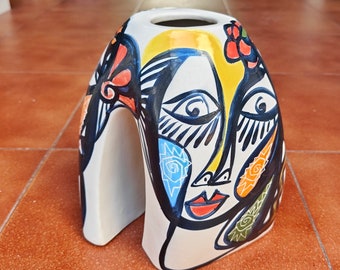 "Picassian" style decorative piece - hand-painted "stoneware" - Picasso stoneware - 22cm. (9") - Galicia (Spain) - Ceramic decorative piece