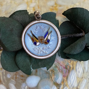 Pendentif Vierge à L'Enfant - Argent émail Guilloché - Début XXe Siècle