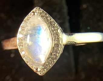 Rainbow Moonstone Ring Moonstone Engagement Ring Blue Flash Moonstone Ring Genuine Moonstone Silver Ring June Birthstone Gemstone Jewelry