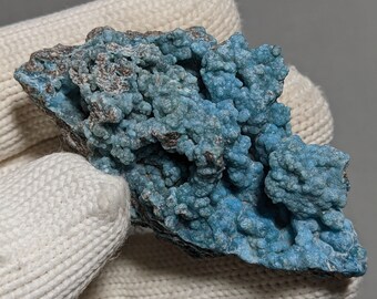Hemimorphite mineral specimen from the Congo - 59.7 grams