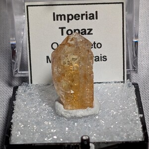 Imperial topaz thumbnail mineral specimen from Ouro Preto, Minas Gerais, Brazil - 14.6 carats
