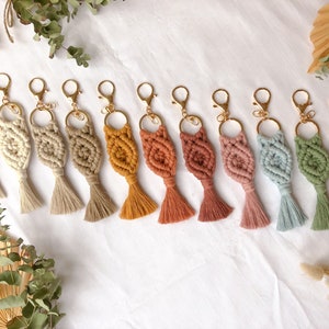 Macrame keychains - minis