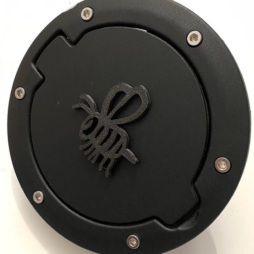 Buzzing Humble BEE in 3D Black and Black For Jeep JK/JKU Flag shops Gas Cap Cover - Where is the Flower