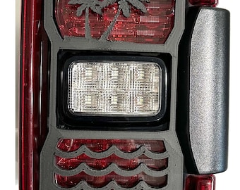 Escena de playa con H2O en 3D - Negro para cubiertas de luces traseras LED Jeep Gladiator (2020-2026) - Love Hawaii Ocean Beachin